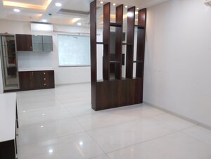 Room in 3 BHK Apartment at Jayabheri The Summit, Narsingi – for Rent