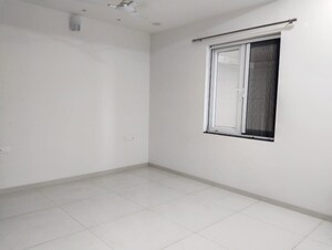 Room in 3 BHK Apartment at Jayabheri The Summit, Narsingi – for Rent