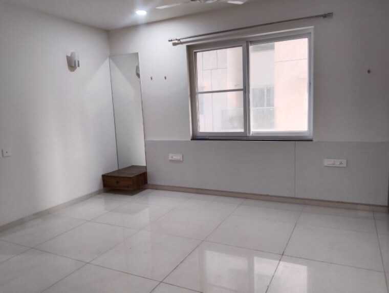 Room, jayabheri-the-summit 3 Bedroom 2125 Sq.Ft. Apartment In Narsingi Hyderabad 9385427