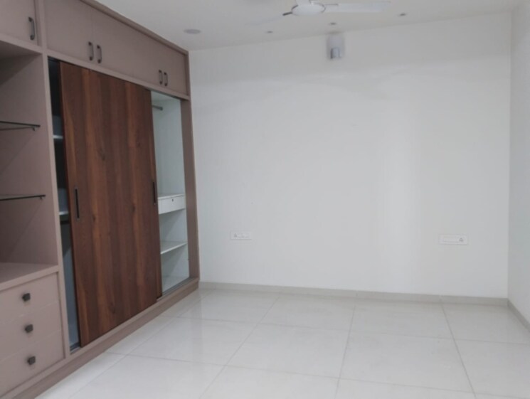 Room, jayabheri-the-summit 3 Bedroom 2125 Sq.Ft. Apartment In Narsingi Hyderabad 9385427