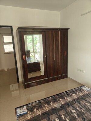 Room in 2 BHK Apartment at Rohan Mithila, Viman Nagar – for Rent