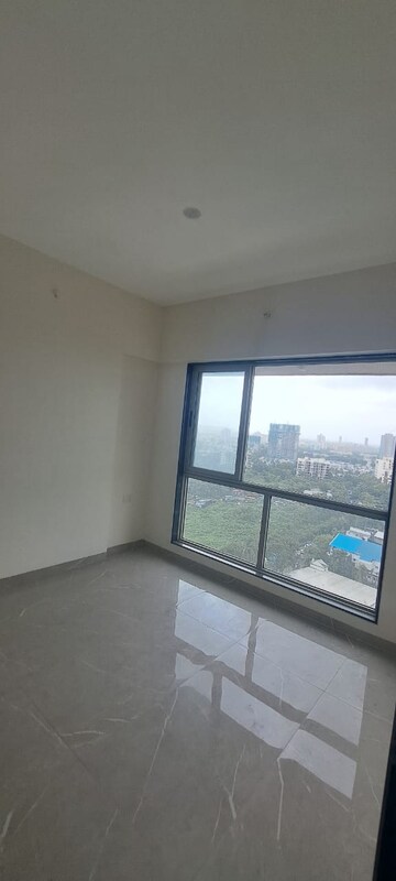 2 BHK Apartment For Sale in Veena Smart Homes, Kandivali West