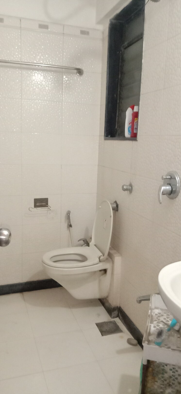 Bathroom, kshitij-chs 2 Bedroom 625 Sq.Ft. Apartment In Goregaon East Mumbai 9385487