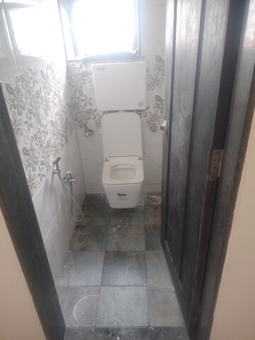 Bathroom in 3 BHK Apartment at Vijaynagar Society, Marol – for Rent