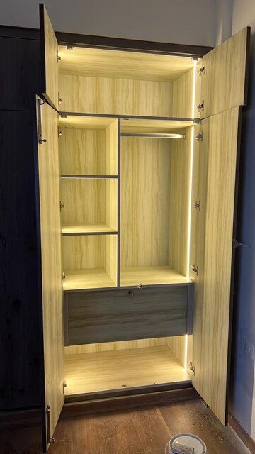 Furnished Amenities in 3 BHK Apartment at Emaar Palm Premier, Sector 77 – for Sale