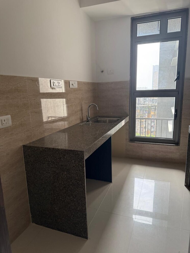 Kitchen, sunteck-city-avenue-4 3 Bedroom 902 Sq.Ft. Apartment In Goregaon West Mumbai 9385577