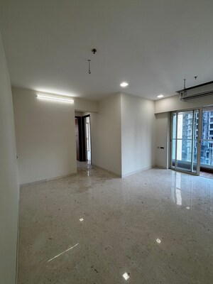 Room in 2 BHK Apartment at Ekta World Tripolis, Goregaon West – for Rent