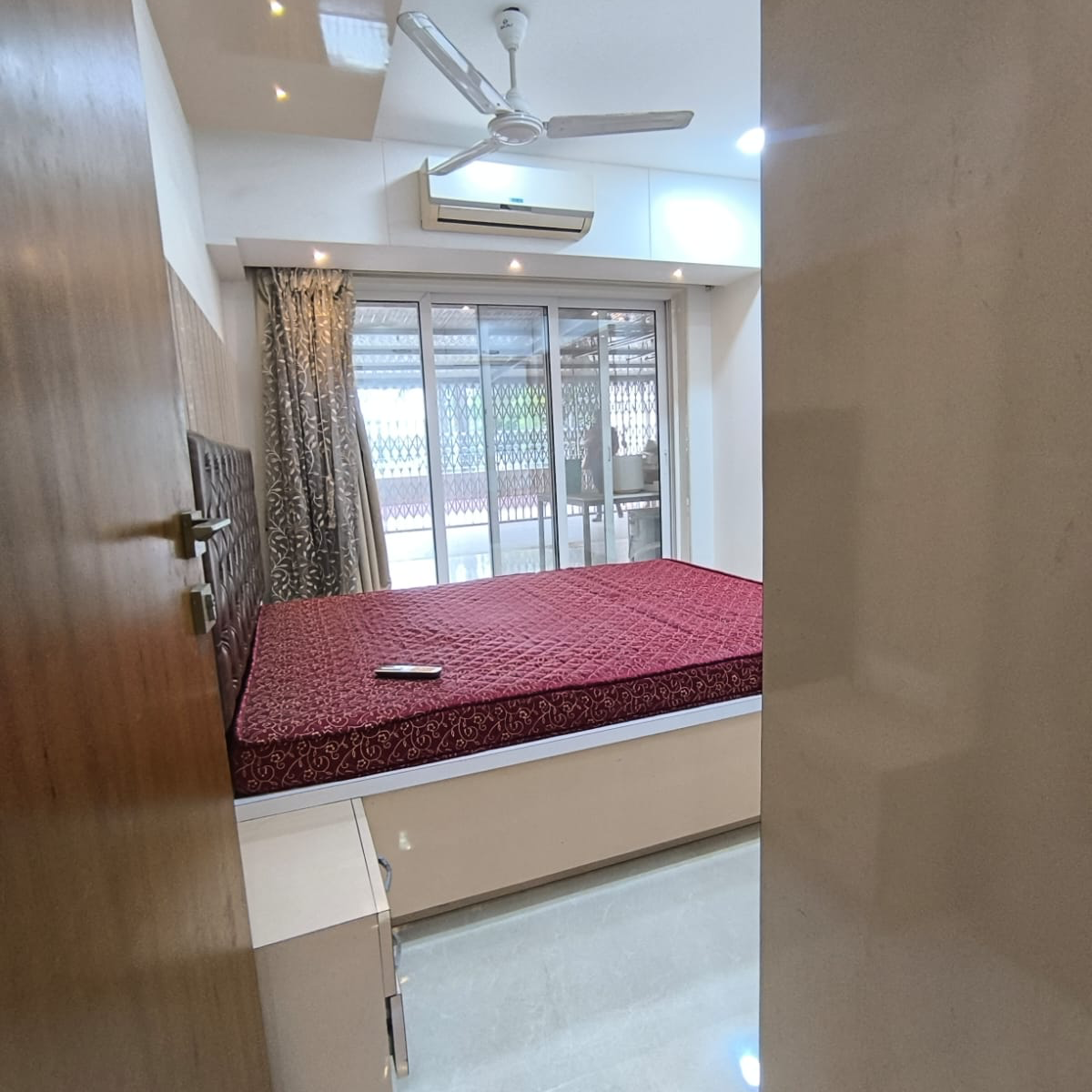 2.5 BHK + Study Room Apartment For Rent in Keshav Kunj II