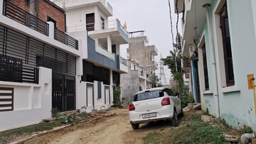 2 BHK Independent House – Nearby View at Sgpgi - for Sale