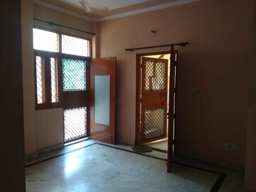 3 BHK Builder Floor For Rent in Sector Swarn Nagri