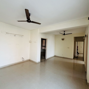 Room in 3 BHK Apartment at Tulip White, Sector 69 – for Rent