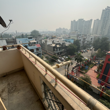 Balcony in 3 BHK Apartment at Royal Towers Noida, Sector 60 – for Sale