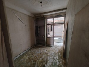 Room in 2 BHK Builder Floor at Dlf Ankur Vihar – for Sale
