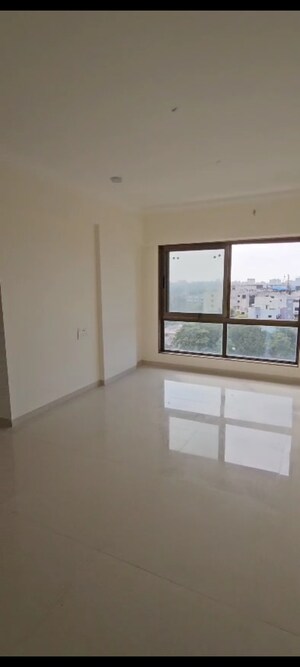 Room in 1 BHK Apartment at Jeevan Tara CHS, Vile Parle East – for Rent