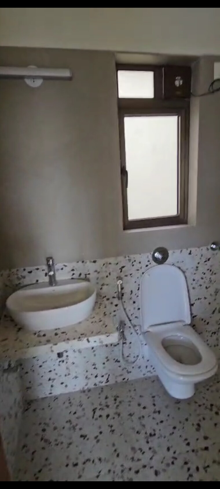 Bathroom, jeevan-tara-chs 1 Bedroom 505 Sq.Ft. Apartment In Vile Parle East Mumbai 9385895