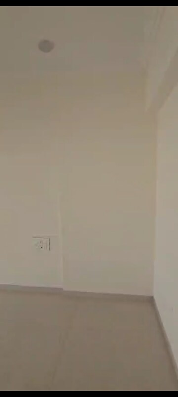 Furnished Amenities in 1 BHK Apartment at Jeevan Tara CHS, Vile Parle East – for Rent