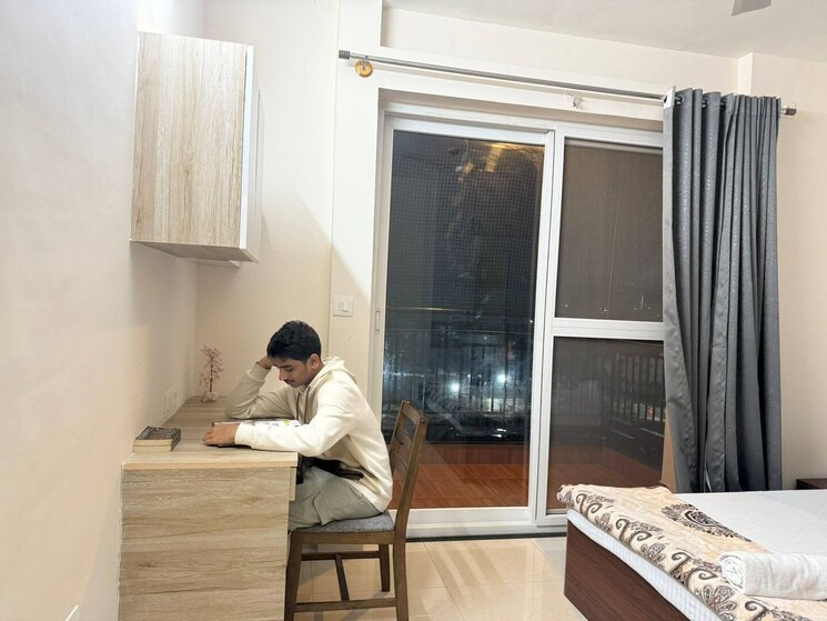 Room, pashmina-waterfront 3 Bedroom 2015 Sq.Ft. Apartment In Old Madras Road Bangalore 9385957