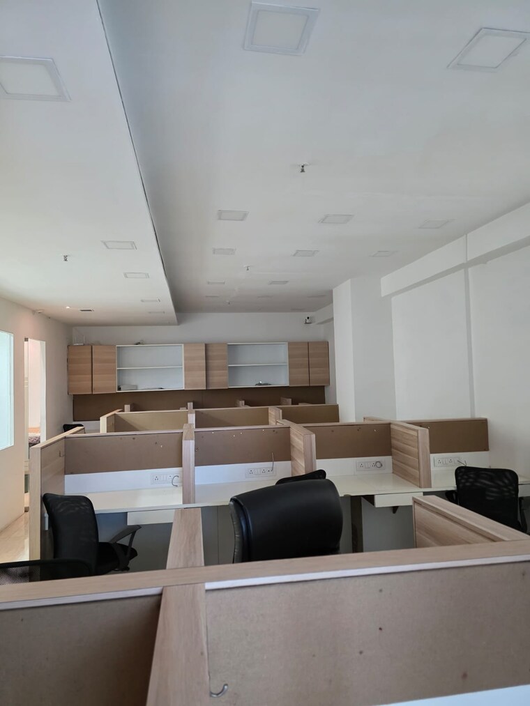 Team Area, lodha-supremus-powai Commercial Office Space 1500 Sq.Ft. In Powai Mumbai 9385973