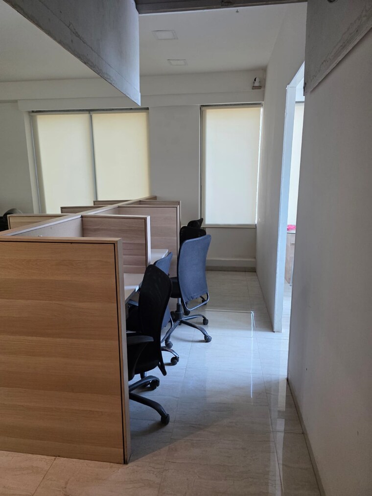 Team Area, lodha-supremus-powai Commercial Office Space 1500 Sq.Ft. In Powai Mumbai 9385973