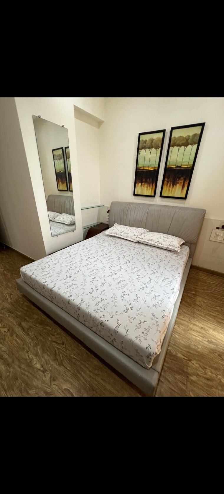 Bedroom, east-street 2 Bedroom 850 Sq.Ft. Apartment In Santacruz East Mumbai 9385976