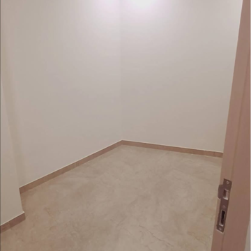 Room in 1.5 BHK Apartment at Hiranandani Lavinia, Hiranandani Estate – for Rent