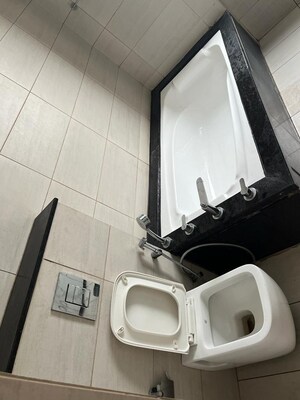 Bathroom in 3 BHK Apartment at Ireo Victory Valley, Sector 67 – for Rent