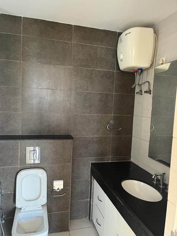 Bathroom, ireo-victory-valley 3 Bedroom 2500 Sq.Ft. Apartment In Sector 67 Gurgaon 9385995