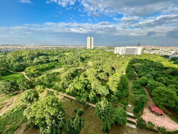 3 BHK Apartment – Garden View at SS Cendana, Sector 83 - for Sale