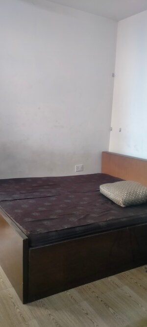 Bedroom in 2 BHK Apartment at Tulip Lemon, Sector 69 – for Rent