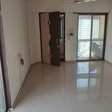 Room in 3 BHK Apartment at Gurukripa Dhruv Heights, Kharghar – for Rent