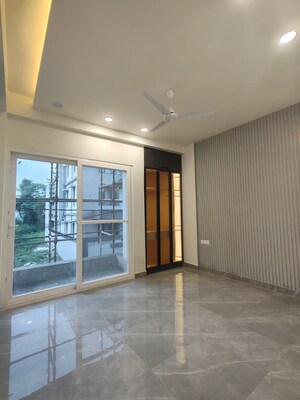 Room in 2 BHK Builder Floor at Aman Vihar – for Sale