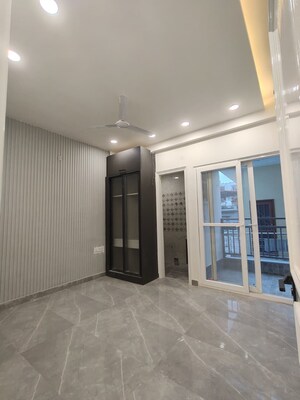 Room in 2 BHK Builder Floor at Aman Vihar – for Sale