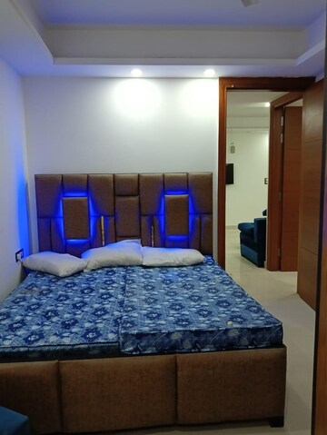Bedroom in 2 BHK Apartment at Saket – for Rent