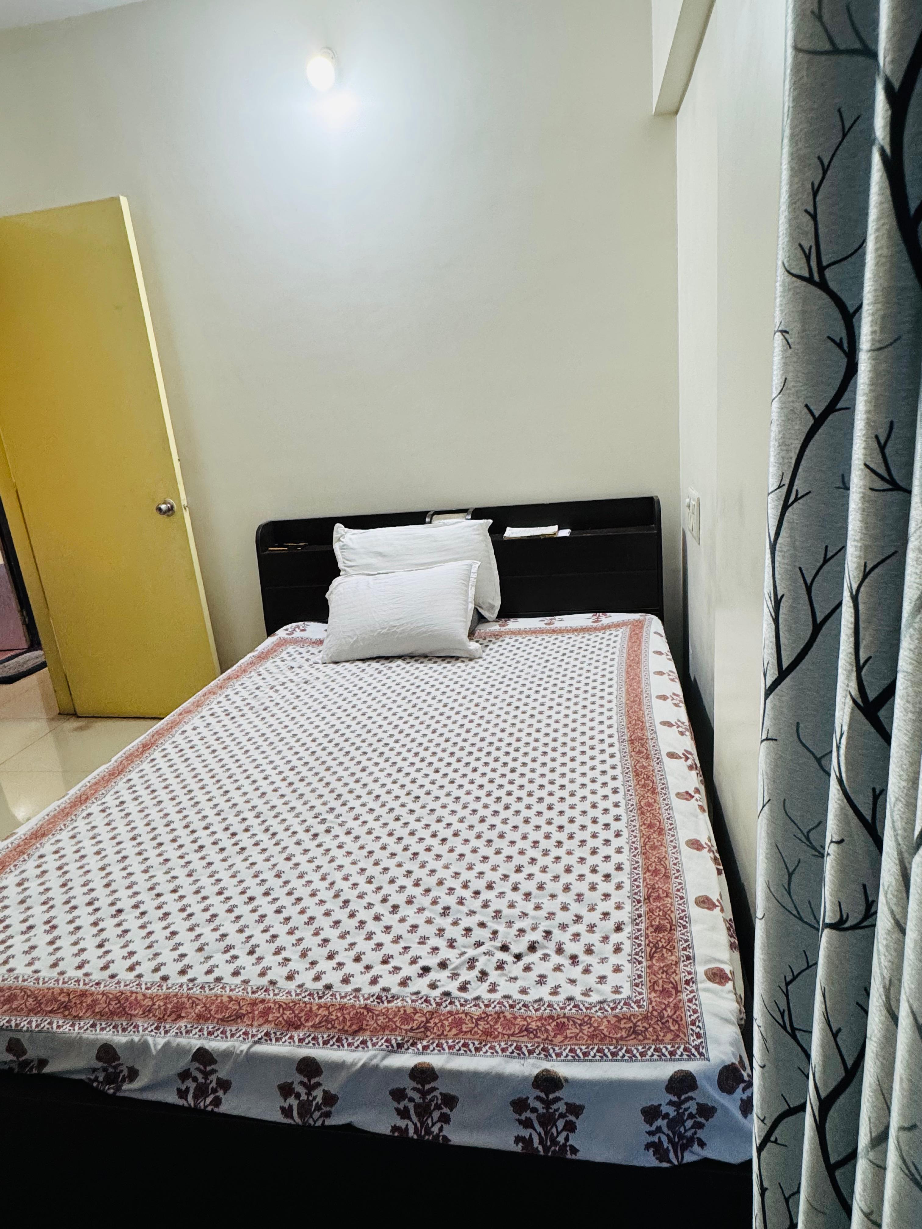 2 BHK + Pooja Room 600 Sq.Ft. Apartment in Raunak Viraj Tower 
