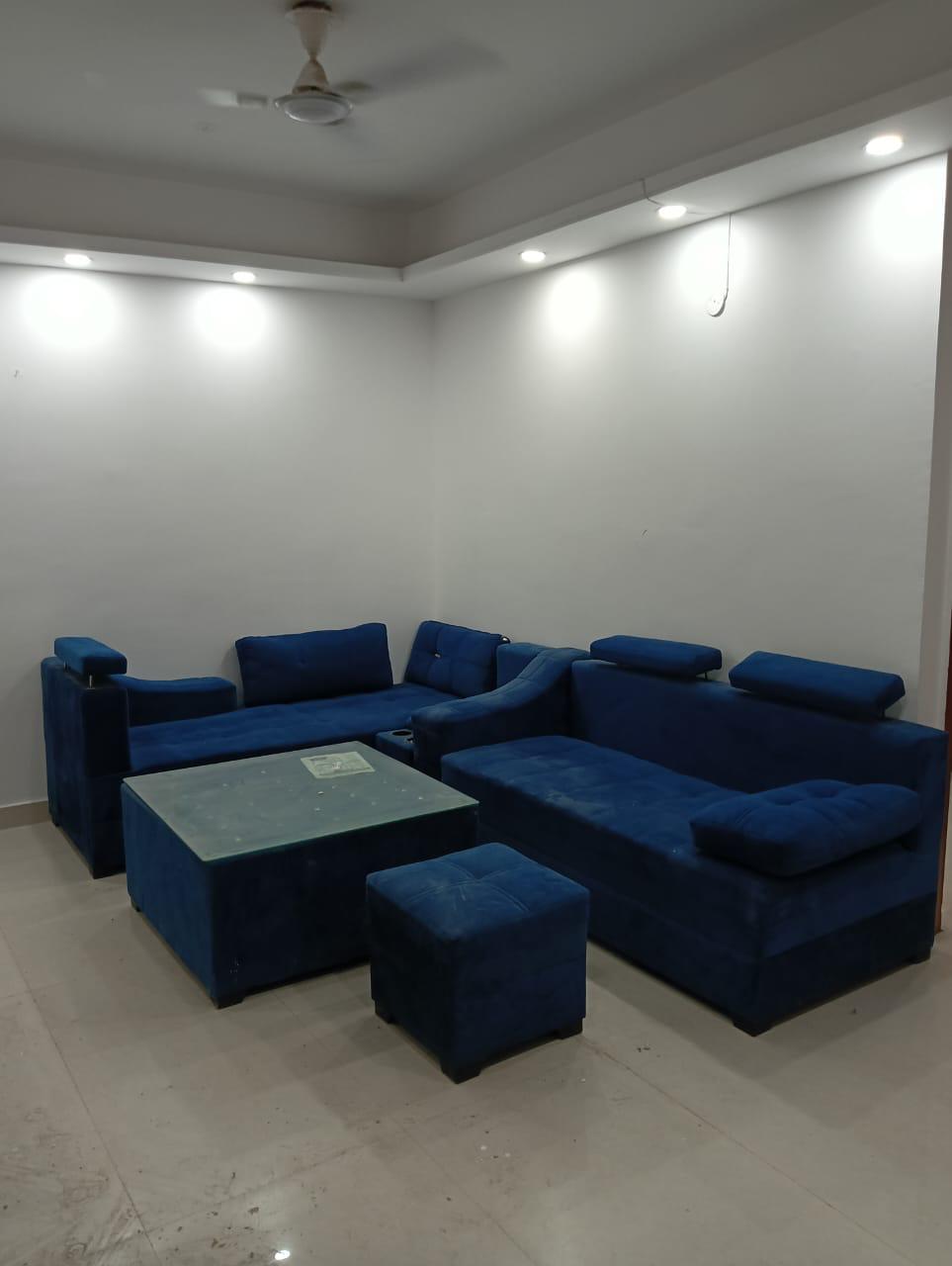 2 BHK Apartment For Rent in Saket