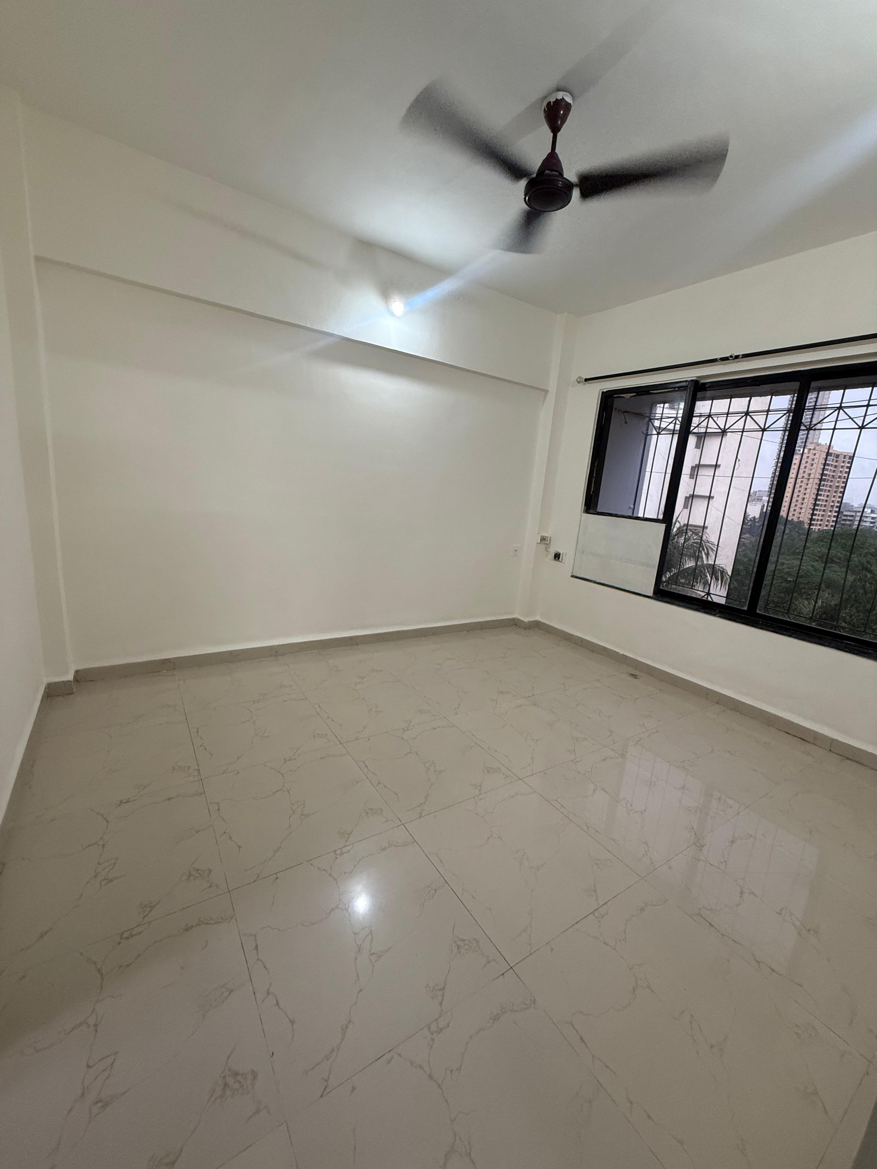 1 BHK 520 Sq.Ft. Apartment in Tirupati Complex Borivali West