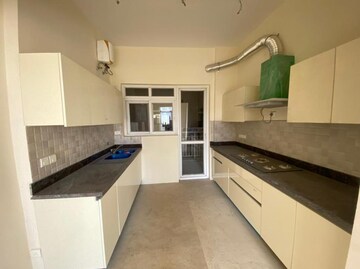 Kitchen in 4 BHK Apartment at M3M Latitude, Sector 65 – for Rent