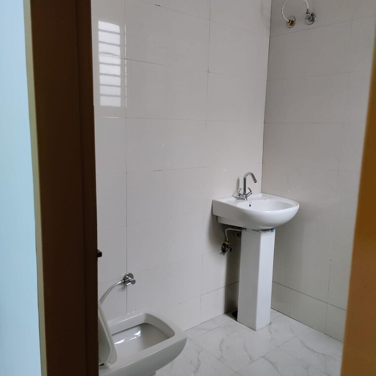 Bathroom, harmony-homes-chandigarh 2 Bedroom 1350 Sq.Ft. Apartment In Ambala Highway Zirakpur 9386169