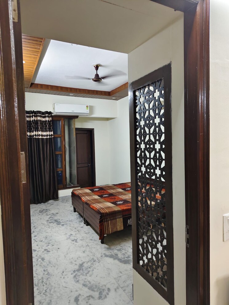 Bedroom, mamta-homes 3 Bedroom 1800 Sq.Ft. Apartment In Lohgarh Zirakpur 9386183