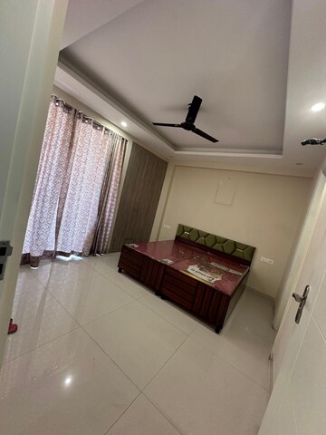 Room in 3 BHK Apartment at Skylar Homes, Patiala Road – for Rent