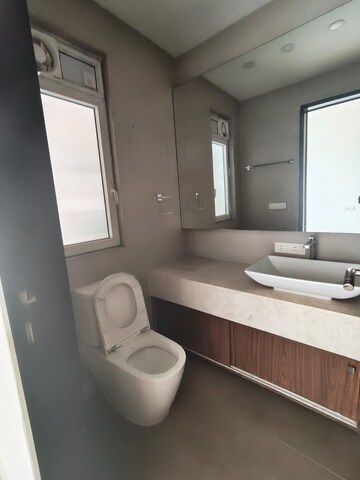 Furnished Amenities in 4 BHK Apartment at Indiabulls Sky, Lower Parel – for Sale