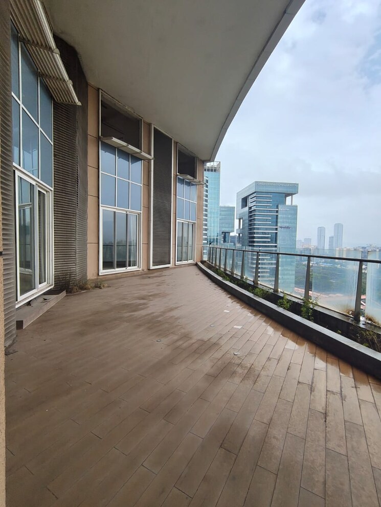 Balcony, indiabulls-sky 3.5 Bedroom 2250 Sq.Ft. Apartment In Lower Parel Mumbai 9386248