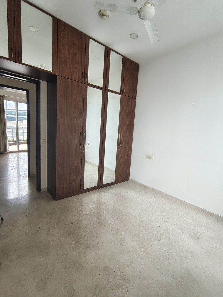 Room, indiabulls-sky 3.5 Bedroom 2250 Sq.Ft. Apartment In Lower Parel Mumbai 9386248