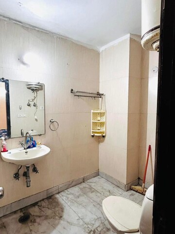 Master Bedroom in 1.5 BHK Builder Floor at Saket – for Rent