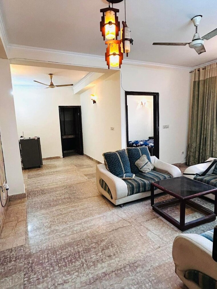 Gym, saket 1.5 Bedroom 450 Sq.Ft. Builder Floor In Saket Delhi 9386276