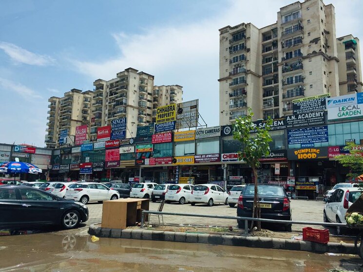 Exterior View, vip road Commercial Showroom 900 Sq.Ft. In Vip Road Zirakpur 9386298