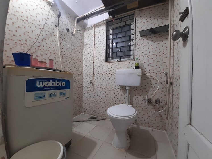 Bathroom, royal-palms-diamond-isle-phase-i 2 Bedroom 764 Sq.Ft. Apartment In Goregaon East Mumbai 9386324