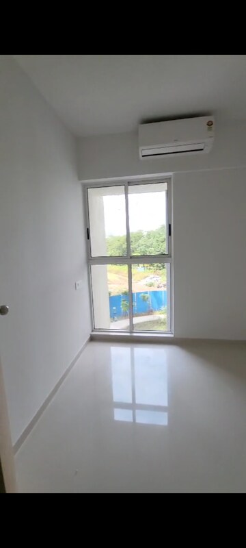 Room in 1 BHK Apartment at Lodha Codename Premier, Dombivli East – for Rent