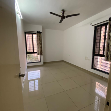 Room in 2 BHK Apartment at Nanded City Asawari, Nanded – for Sale