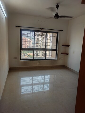 2 BHK Apartment For Rent in Lokhandwala Whispering Palms XXclusives, Kandivali East